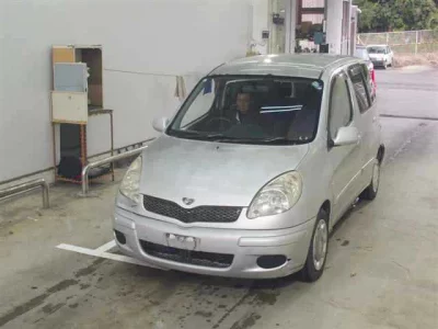 Toyota FUNCARGO  с аукциона в Японии