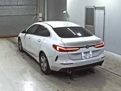 BMW 2-Series  с аукциона в Японии