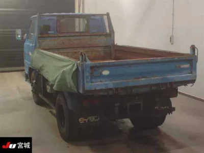 Mazda TITAN  с аукциона в Японии