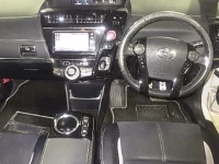 Toyota PRIUS ALPHA лот № 3089 оценка 3.5  с аукциона в Японии 2