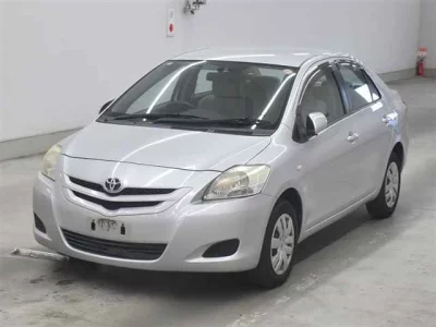 Toyota BELTA  с аукциона в Японии