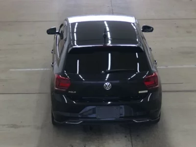 Volkswagen POLO  с аукциона в Японии