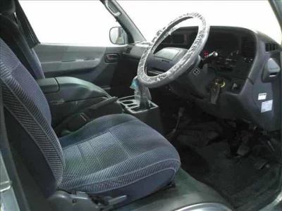 Toyota HIACE  с аукциона в Японии
