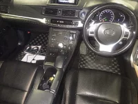Lexus CT лот № 3079 оценка 3.5  с аукциона в Японии 2