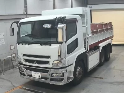 Mitsubishi FUSO TRUCK  с аукциона в Японии