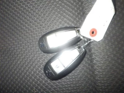 Suzuki IGNIS  с аукциона в Японии