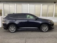 Toyota HARRIER лот № 3085 оценка 3.5  с аукциона в Японии 2