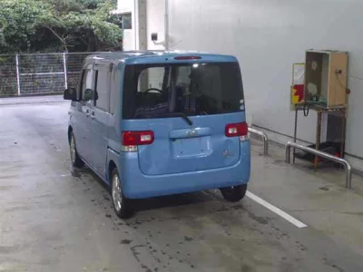 Daihatsu TANTO  с аукциона в Японии
