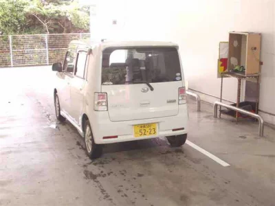 Daihatsu MOVE CONTE