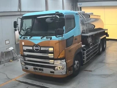 Hino TRUCK