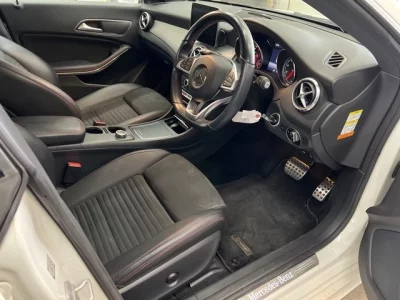 Mercedes-Benz CLA CLASS