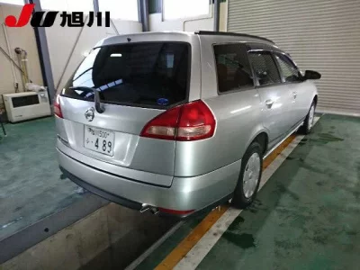 Nissan WINGROAD  с аукциона в Японии