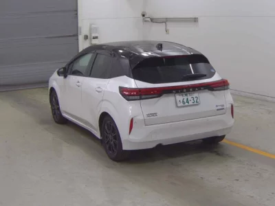 Nissan AURA  с аукциона в Японии