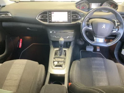 Peugeot 308  с аукциона в Японии