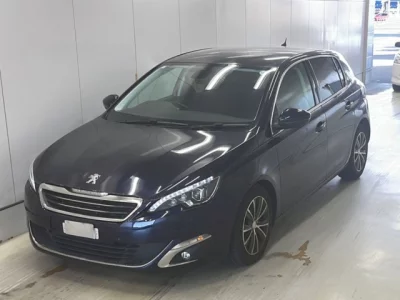 Peugeot 308  с аукциона в Японии