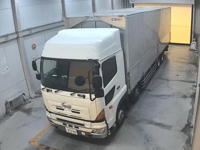 Hino TRUCK