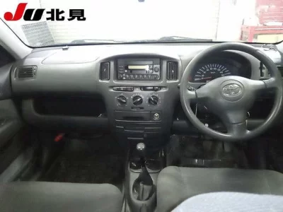 Toyota SUCCEED  с аукциона в Японии