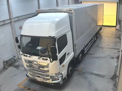 Hino TRUCK