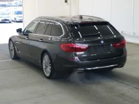 BMW 5-Series лот № 5073 оценка 4  с аукциона в Японии 1
