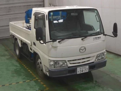 Mazda TITAN  с аукциона в Японии