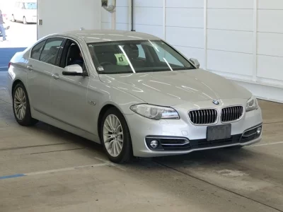BMW 5-Series  с аукциона в Японии