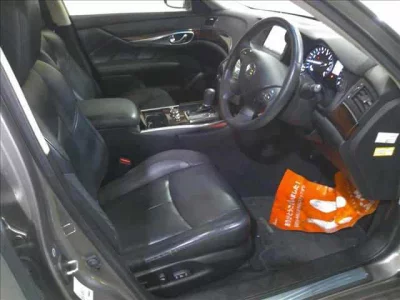 Nissan FUGA  с аукциона в Японии