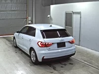 Audi A1 лот № 4093 оценка 4.5  с аукциона в Японии 1