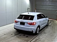 Audi A1 лот № 4093 оценка 4.5  с аукциона в Японии 4