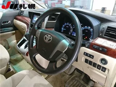Toyota ALPHARD  с аукциона в Японии