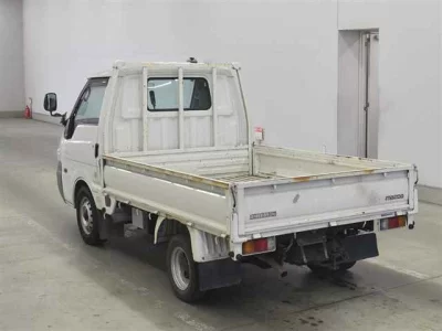 Mazda BONGO  с аукциона в Японии