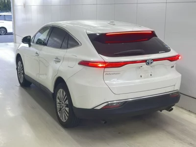 Toyota HARRIER  с аукциона в Японии