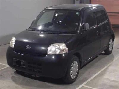 Daihatsu Esse