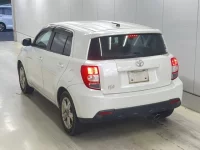 Toyota IST лот № 3151 оценка 3.5  с аукциона в Японии 1