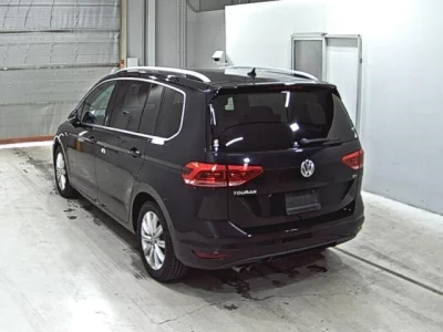 Volkswagen GOLF TOURAN