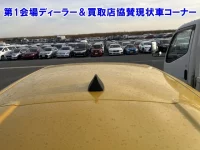 Renault LUTECIA лот № 9527 оценка 0  с аукциона в Японии 2