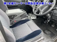 Nissan CARAVAN VAN лот № 95004 оценка 0  с аукциона в Японии 4