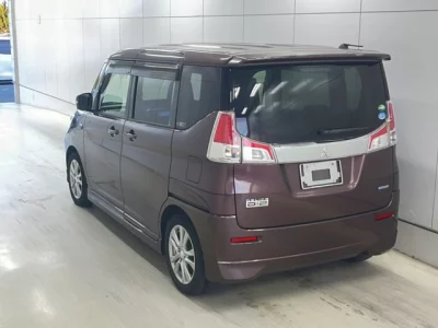 Mitsubishi DELICA D2