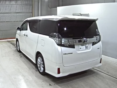 Toyota VELLFIRE  с аукциона в Японии
