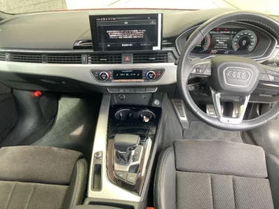 Audi A4  с аукциона в Японии