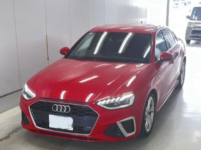 Audi A4  с аукциона в Японии