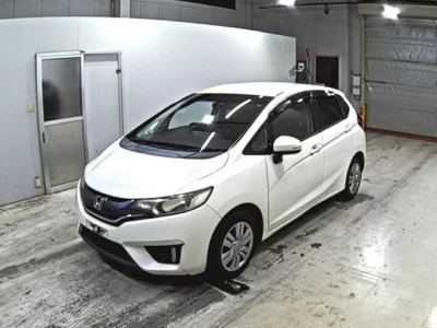 Honda FIT  с аукциона в Японии