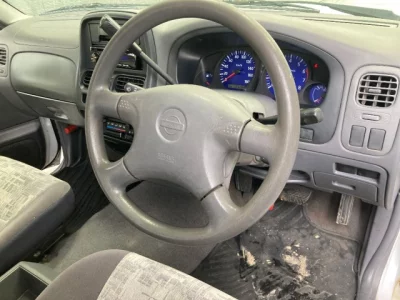 Nissan DATSUN PICKUP  с аукциона в Японии