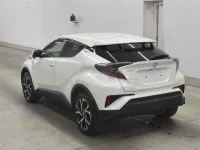 Toyota C-HR лот № 70292 оценка R  с аукциона в Японии 1