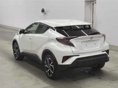 Toyota C-HR  с аукциона в Японии
