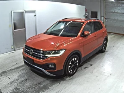 Volkswagen T-CROSS  с аукциона в Японии