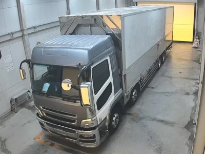 Mitsubishi FUSO TRUCK  с аукциона в Японии