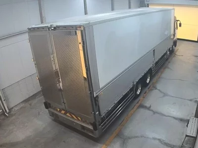 Mitsubishi FUSO TRUCK  с аукциона в Японии