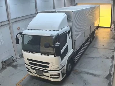 Mitsubishi FUSO TRUCK  с аукциона в Японии