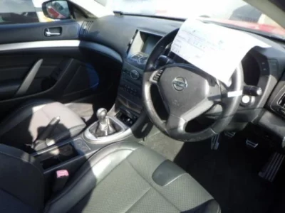 Nissan SKYLINE  с аукциона в Японии