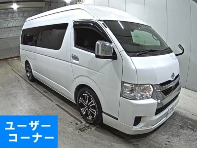 Toyota HIACE  с аукциона в Японии